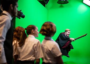 Warner Bros. Studio Tour London – the Making of Harry Potter - Forth Image