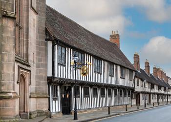 Shakespeare's Schoolroom & Guildhall Warwickshire - Second Image