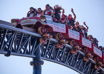 THORPE PARK Resort. Theme Park, Surrey - Third Image