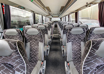 Mortons Travel School Coach Hire in Berkshire - Forth Image Mortons Travel School Coach Hire in Berkshire - Forth Image