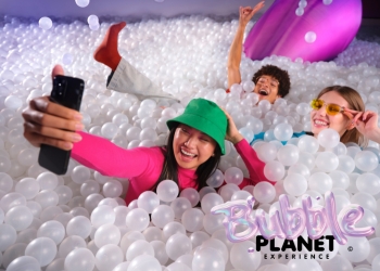 Bubble Planet Immersive Experience London - Forth Image